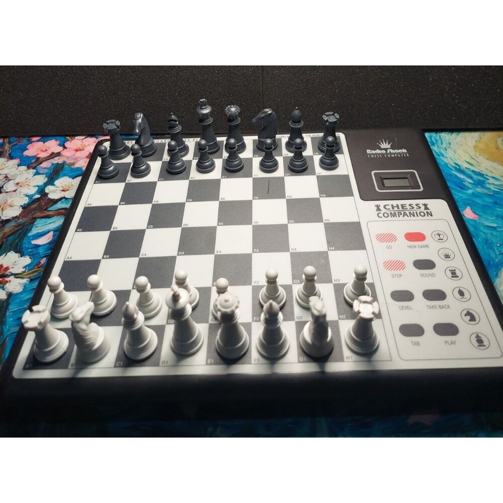 Vintage 1997 Radio Shack Chess Companion Computer Model 60-2439 Complete Works